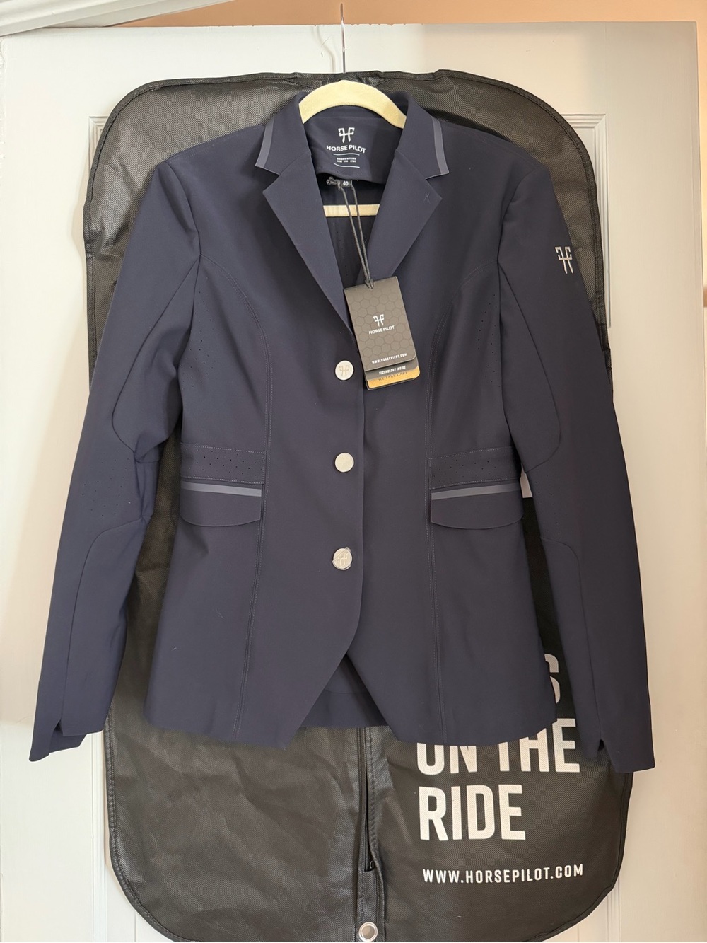 Horse Pilot Women’s Navy Show Jacket NWT